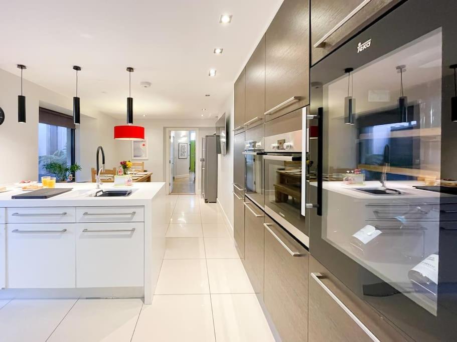 Edge14- Spacious, Stylish And Near The Beach! Newquay  Luaran gambar