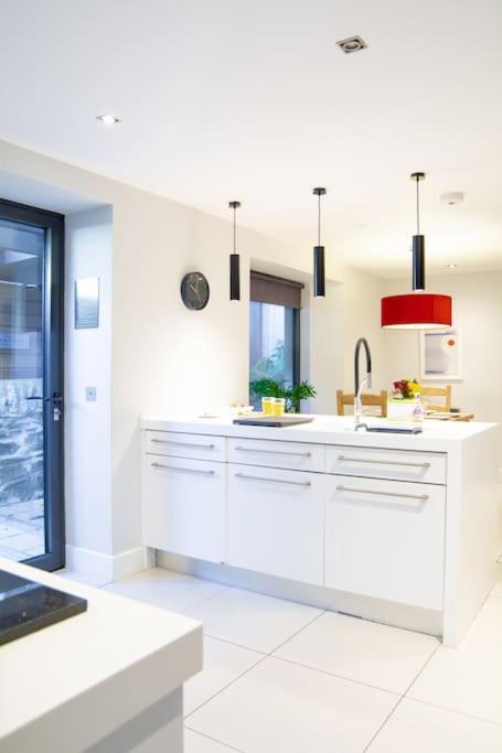 Edge14- Spacious, Stylish And Near The Beach! Newquay  Luaran gambar